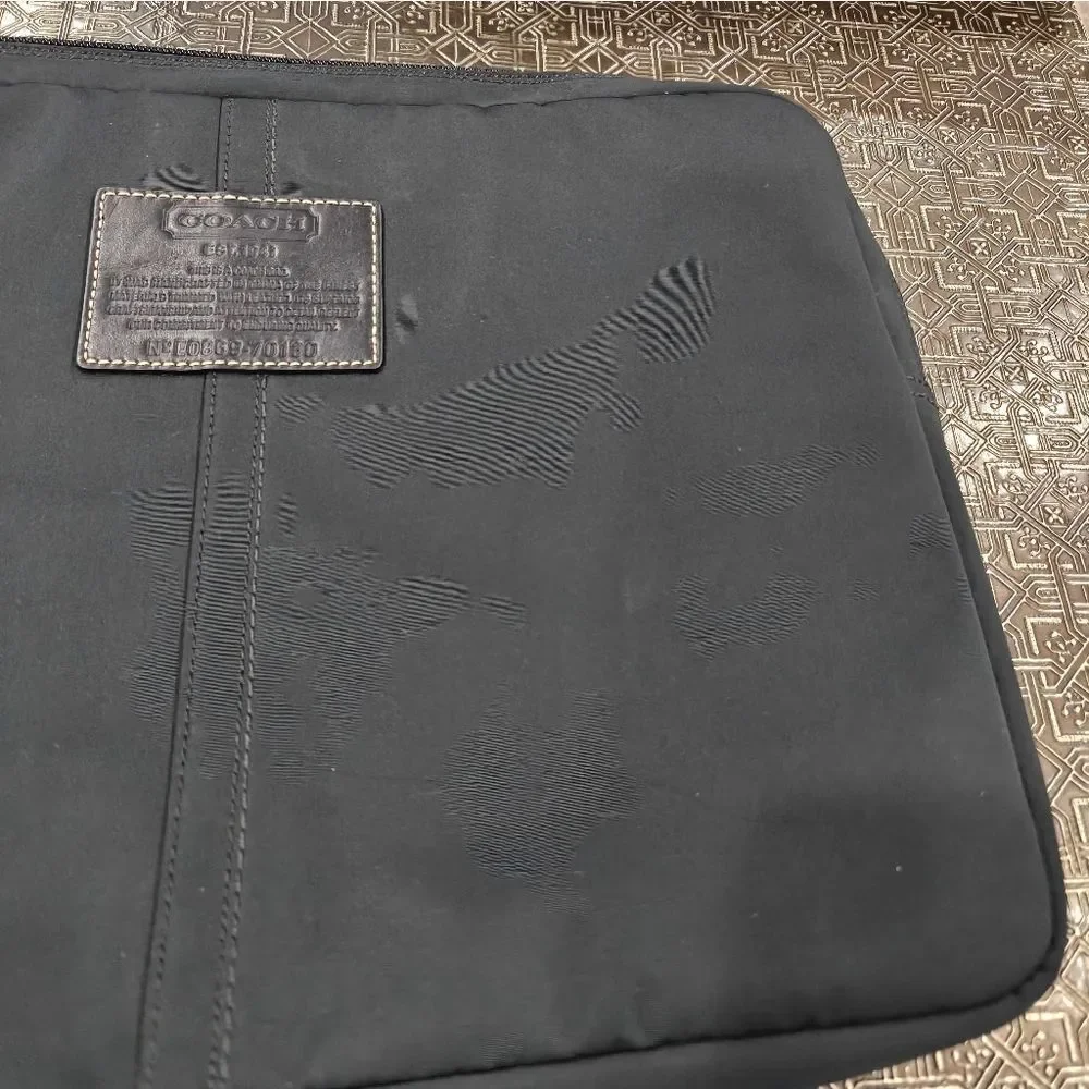 🐢 Coach Slim Nylon Laptop Bag/Zippered Folio